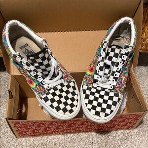 Vans Men’s  Black and Multicolor Checkered Sneakers